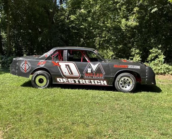 Destreich #01 race car wrap